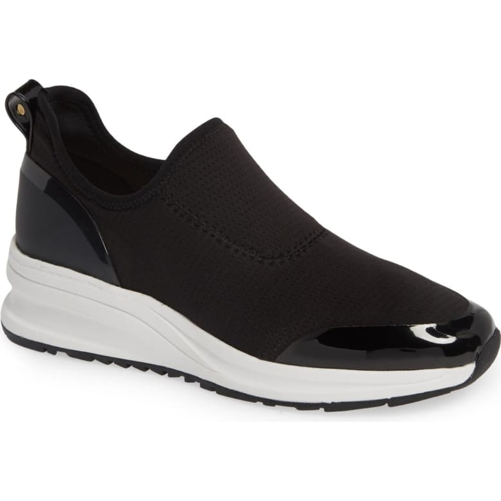 Taryn Rose • Zabella Slip-On Sneaker